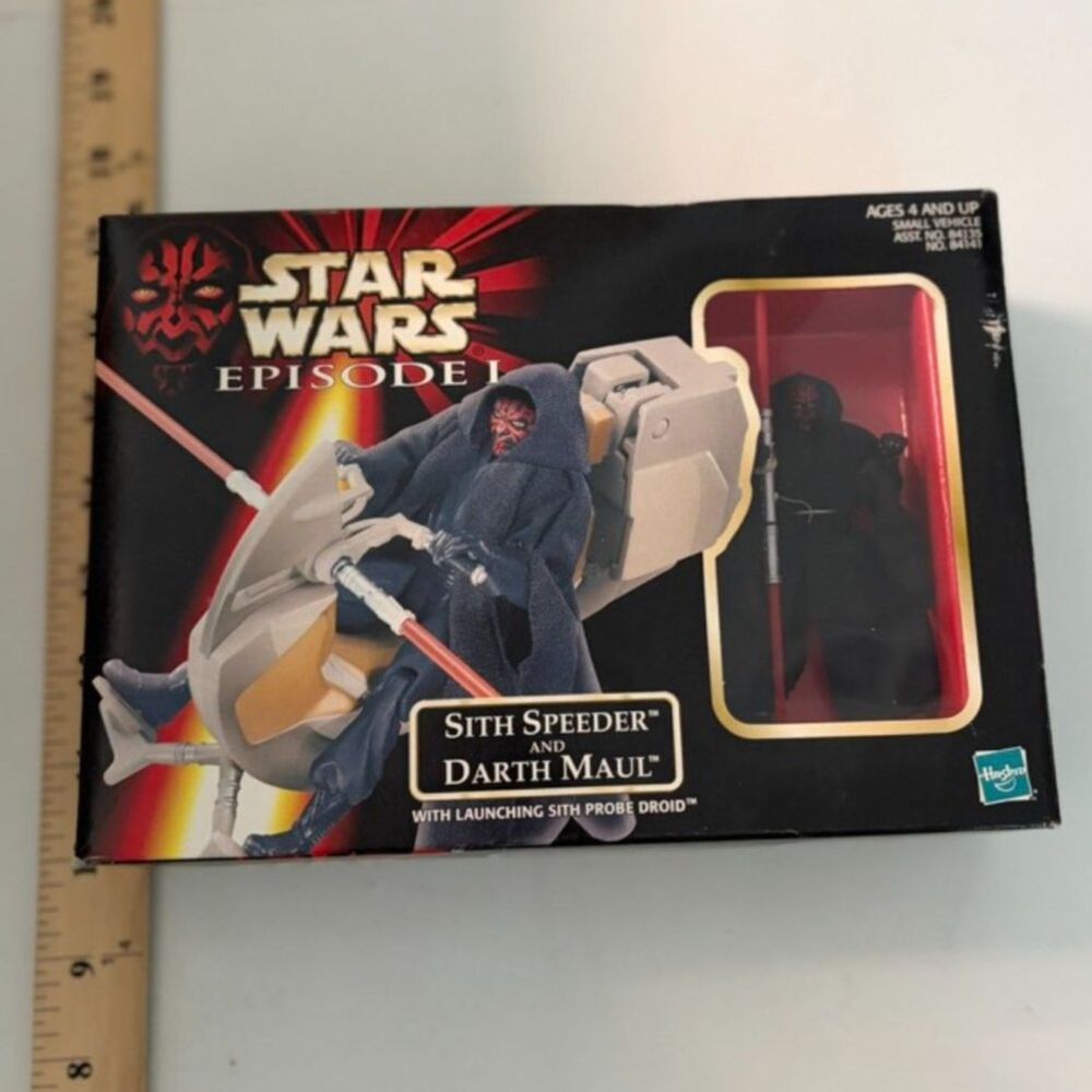 1998 Hasbro Star Wars Epidsode 1 Sith Speeder & Darth Maul Figure set